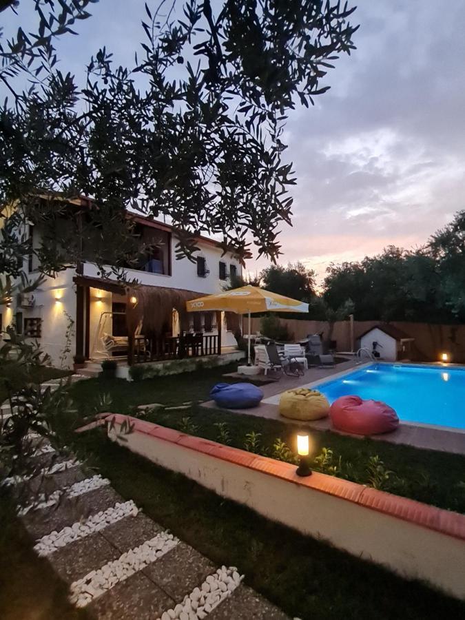 فيلا Antik House إزنيق المظهر الخارجي الصورة