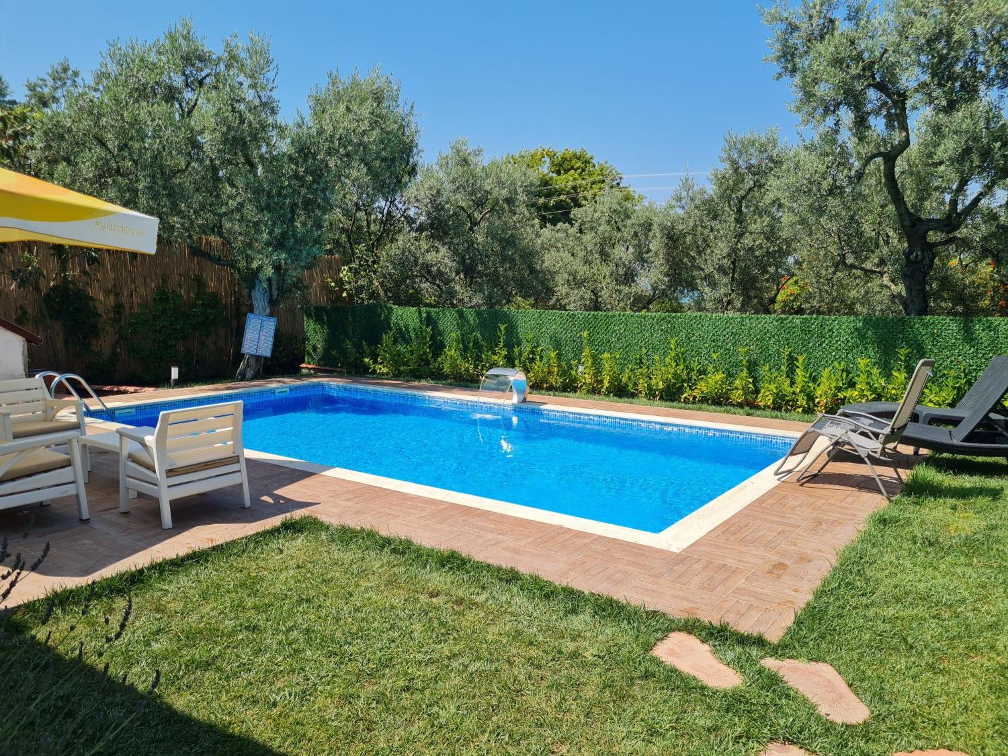 فيلا Antik House إزنيق المظهر الخارجي الصورة